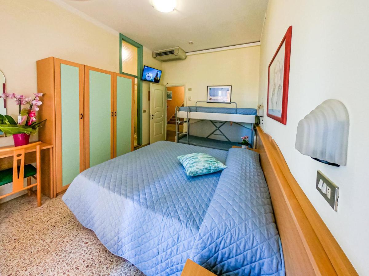 Hotel Simplon Bellaria-Igea Marina Exterior photo